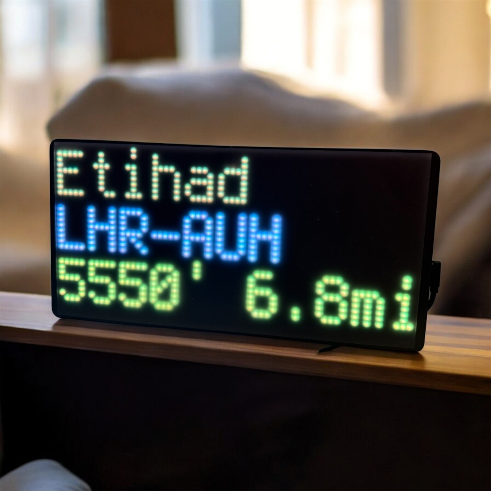 Etihad LHR-AUH on NearestPlane display